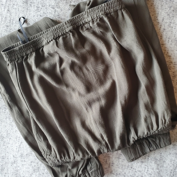 Talula Tabata Jumpsuit - Picture 8 of 13